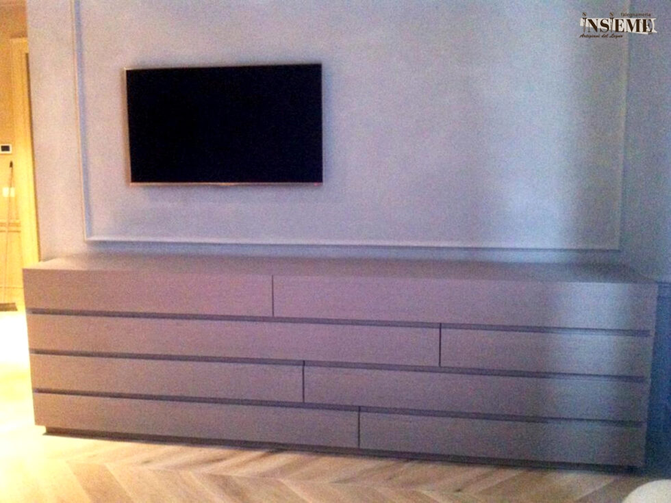 Cassettone irregolare realizzato dalla Falegnameria Insieme di Sassuolo (MO)